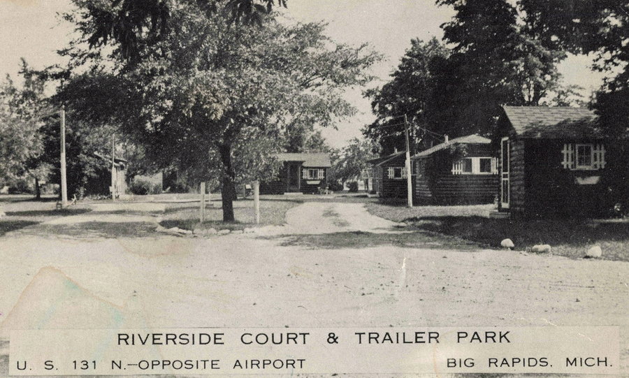 Riverside Court and Trailer Park - Vintage Postcard (newer photo)